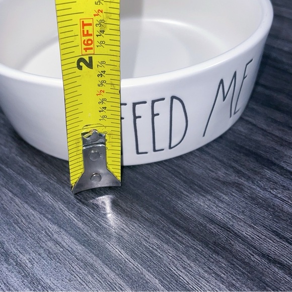White Ceramic Pet Bowl with 'Feed Me' Text - Picture 5 of 5